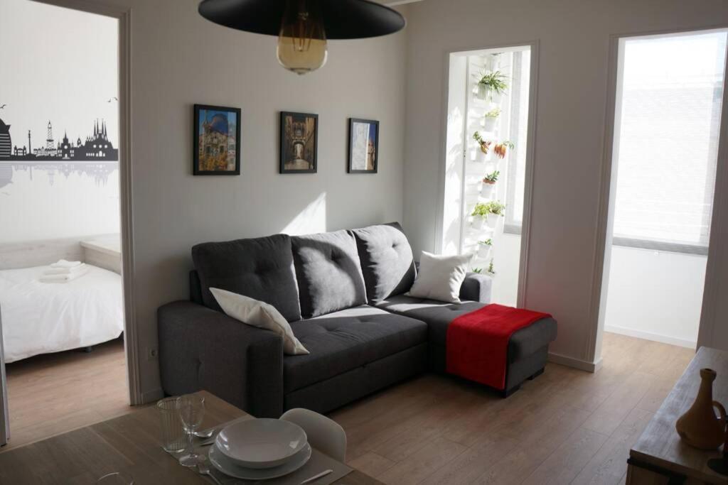 Barcelona Industrial Style Apartment L'Hospitalet de Llobregat Luaran gambar